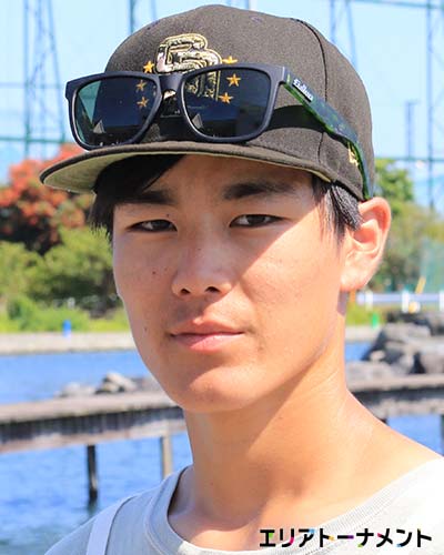 青山智哉　アオヤマトモヤ